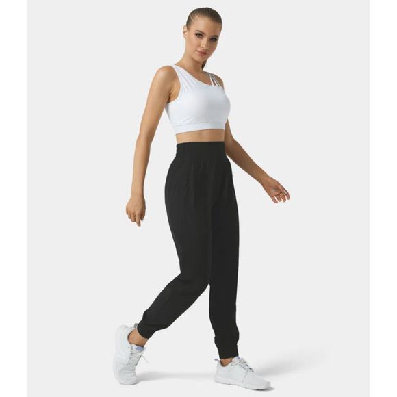 Halara High Waisted Elastic Waistband Casual Joggers Color: Black SIZE: MEDIUM - Picture 5 of 7